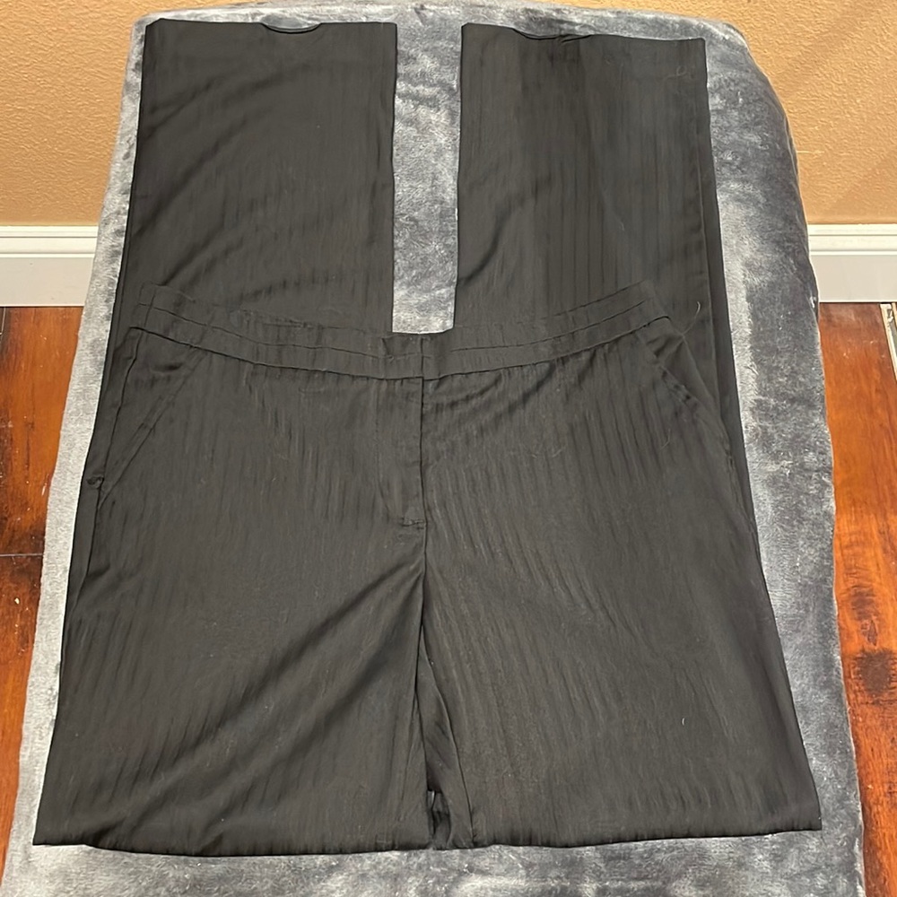 Worthington Black Dress Slacks. Size 6